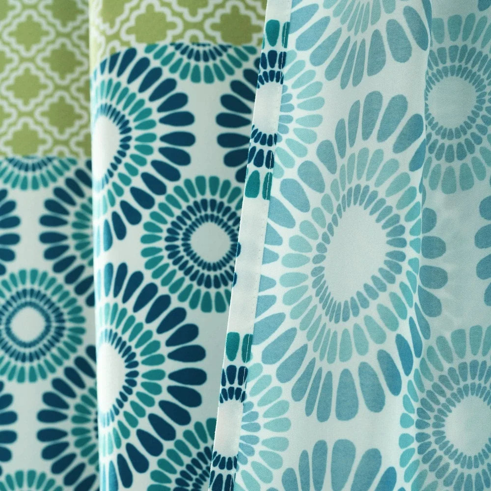 Bohemian Stripe Print Shower Curtain 72x72 Inch Polyester Colorful Pattern Ideal Bathroom Decor Machine Washable