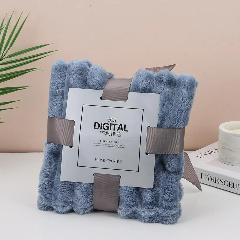 Double Sided Warm Blankets Skin Friendly Breathable Ultra Soft Plush Striped Blankets