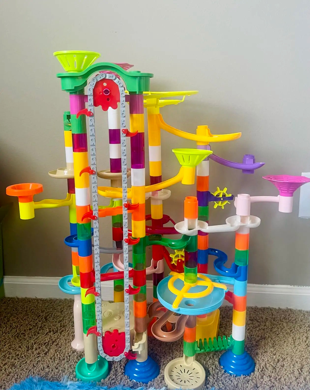 Joyfy 236 Pcs Glowing Marble Run With Motorized Elevator STEM Toys Set Ages 4 8