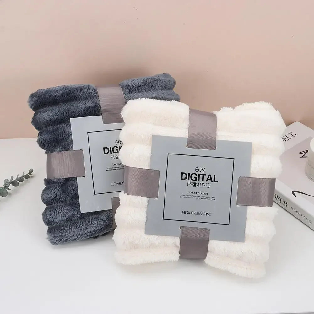Double Sided Warm Blankets Skin Friendly Breathable Ultra Soft Plush Striped Blankets