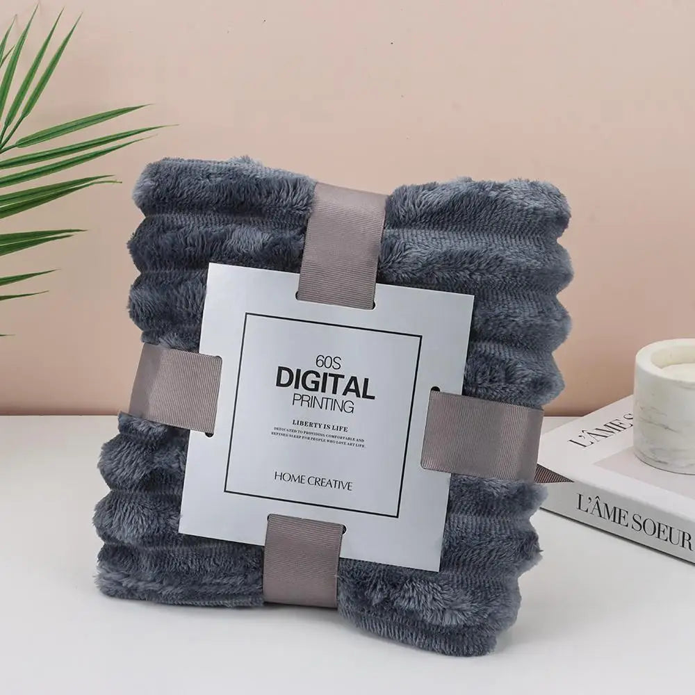 Double Sided Warm Blankets Skin Friendly Breathable Ultra Soft Plush Striped Blankets